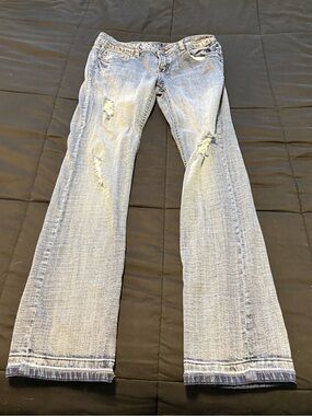 Light Blue Distressed Girl’s Jeans